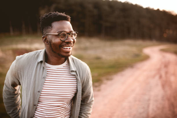 Menulis dan Mendengarkan Diri Secara Perlahan